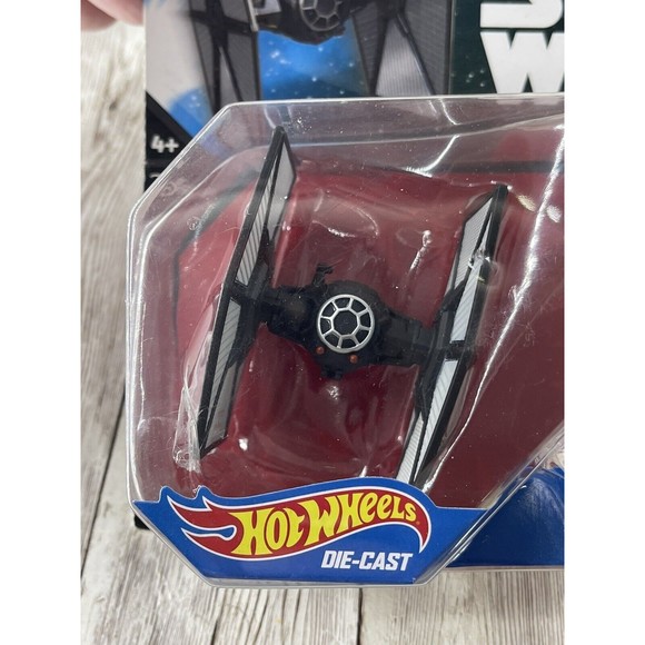 Hot Wheels Star Wars Force Awakens Tie Fighter W/ Flight Navigator Spaceship New - Picture 3 of 6
